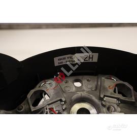 Volante vers. air-bag nissan cube 2010-11