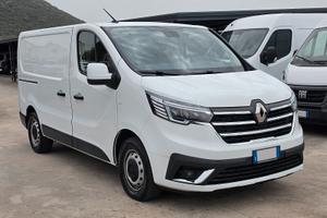 RENAULT Trafic T27 2.0 dCi 150 L1H1 TOUCH 8 CAM 23