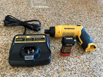 cacciavite giroscopico DEWALT DCF680 8V MAX