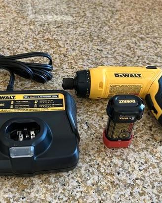cacciavite giroscopico DEWALT DCF680 8V MAX