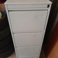 Armadio schedario in ferro