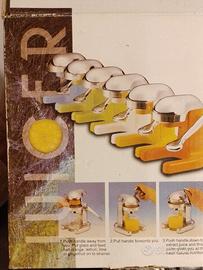 Spremiagrumi meccanico