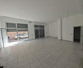 Locale 80mq - Conversano