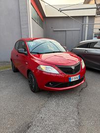 Lancia Ypsilon 1.0 firefly hybrid Gold s