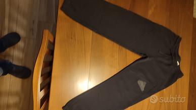 Pantaloni tuta Adidas taglia 10/12 anni