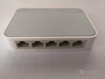 Switch 5 porte 10/100 Mbps