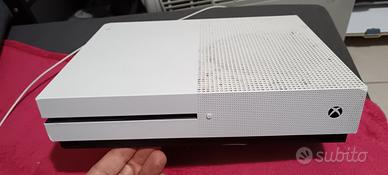 xbox one s (non si accende) 