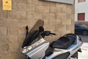 Piaggio X8 200