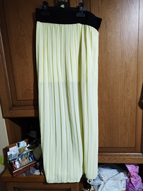 Gonne 3 10 euro e magliette 4 a 10 e pantalonci