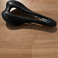 Selle Italia SLR Superflow Titanio