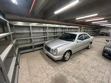 Mercedes e200 unico proprietario Asi 85mila km