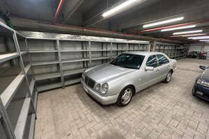 Mercedes e200 unico proprietario Asi 85mila km