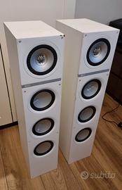 KEF Q500 Bianchi graffiati ma senza difetti 
