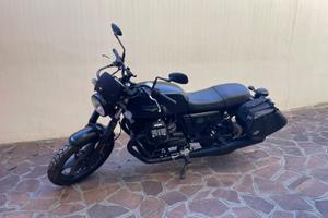 Moto Guzzi v7 stone III