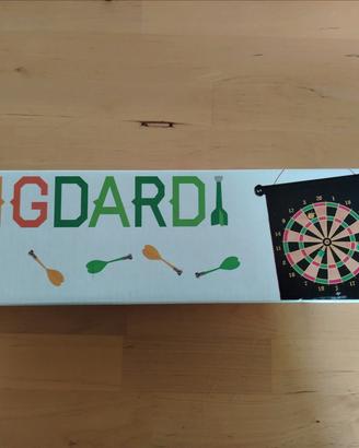 gioco di freccette con bersaglio a doppia faccia