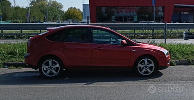 FORD FOCUS 1.6 TDci USATA