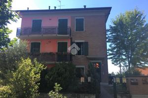 2 LOCALI A SANT'ILARIO D'ENZA