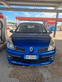 Renault Clio III serie 1.5 cc , 105 cv , 6 marce