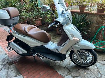 Piaggio Beverly 300 - 2012