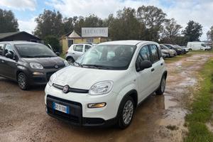 FIAT PANDA 1.0 HYBRID 46.000 KM ANNO 2023 GARANTIT