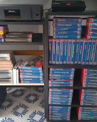 Collezione videocassette VHS e player omaggio