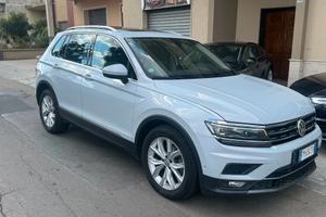 Volkswagen Tiguan 2.0 TDI SCR DSG Sport BlueMotion