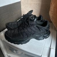 Scarpa Tn nike taglia 43 nero