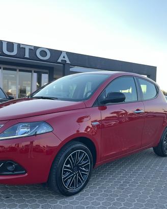 LANCIA Ypsilon 1.0 FireFly 5p.S&S Hybrid Silver Ve