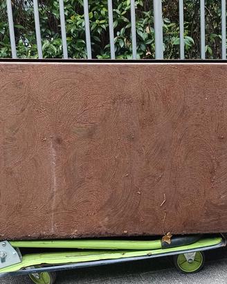 vasca in corten con piastra base