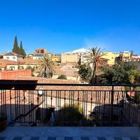 MASCALUCIA - Via Nuova 3 Vani con terrazzo