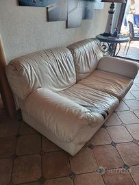 DIVANO  PELLE BIANCA