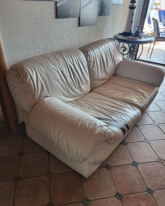 DIVANO  PELLE BIANCA