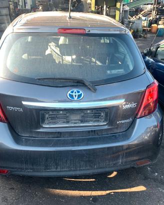 Ricambi usati Toyota Yaris 2016 benzina1.5 hybrid