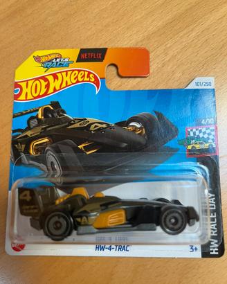Hot Wheels HW-4-TRAC Let's Race