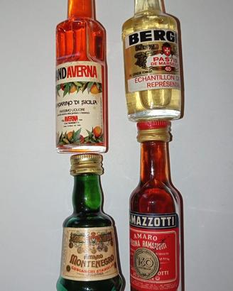 Lotto 4 mignon da collezione (#18)