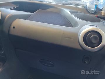 Airbag cruscotto PEUGEOT 1007 del 2006