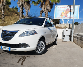 Ypsilon 1.3 per neopatentati