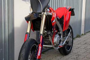 hm 125 (leggere descrizione)