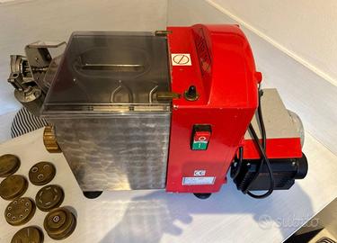 Macchina per pasta / sfogliatrice Götz