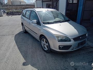 FORD FOCUS SW 1.6 TD 2007 RICAMBI 