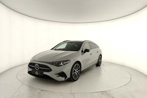 MERCEDES-BENZ CLA 200 Shooting Brake