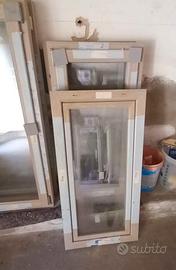 Infissi PVC ancora imballati di fabbrica