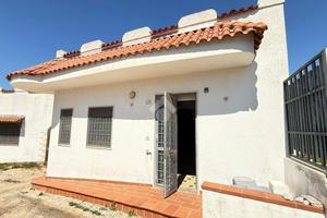 VILLA SINGOLA A ALLISTE