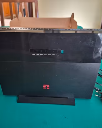 Modem Router  TIM  Hub + ZTE H388X - WiFi 6 12/23