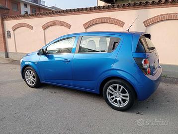 CHEVROLET Aveo 2ª serie - 2013