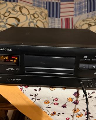 Registratore Dat Tascam Da-20 mkii