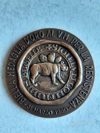 Biella Medaglia d'Oro al V.M.- disegno Pippo Pozzi
