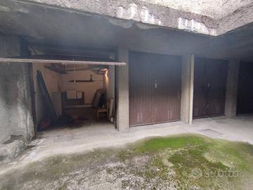 Box / Garage di 16 m² a Rho