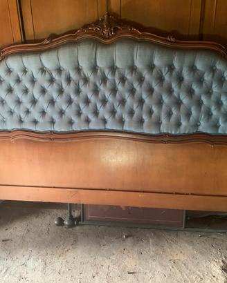 Testata letto matrimoniale barocco con velluto