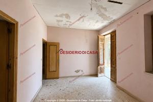 Casa, Ventimiglia di Sicilia.